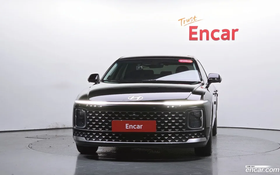 Hyundai Grandeur 3.5 2WD 2023 — thumbnail 3