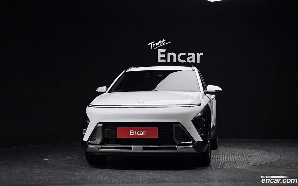 Hyundai Kona Hybrid 2023 — thumbnail 3
