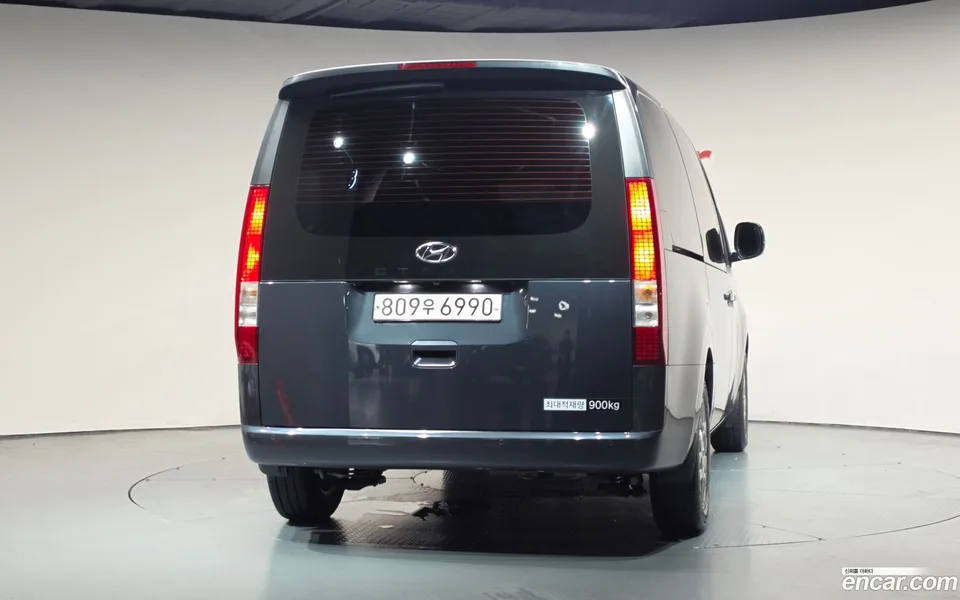 Hyundai Staria L3.5 3 2024 — thumbnail 4