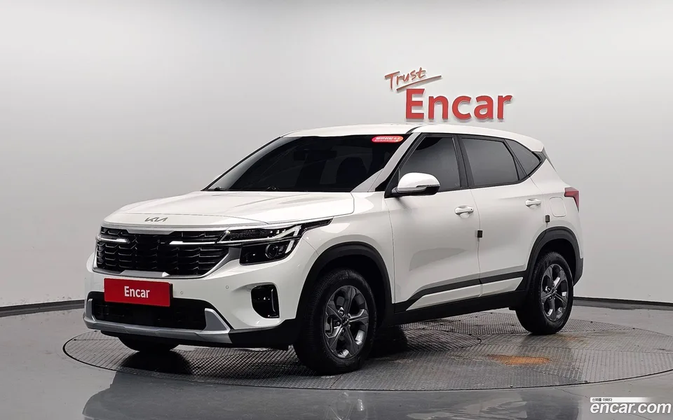 Kia Seltos 1.6 2WD 2025 — photo 1, buy with delivery to Moscow