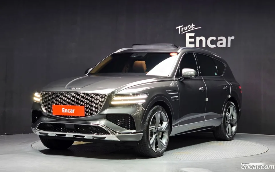 Genesis GV80 2.5T AWD 2024 — photo 1, buy with delivery to Moscow