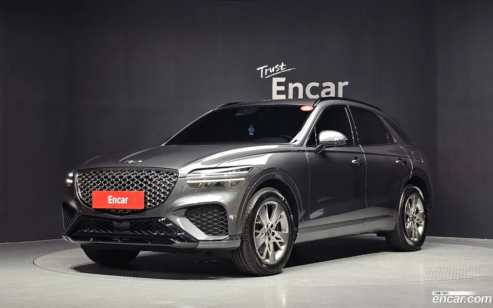 Genesis GV70 2.5T 2WD 2022 — photo 1, buy with delivery to Moscow