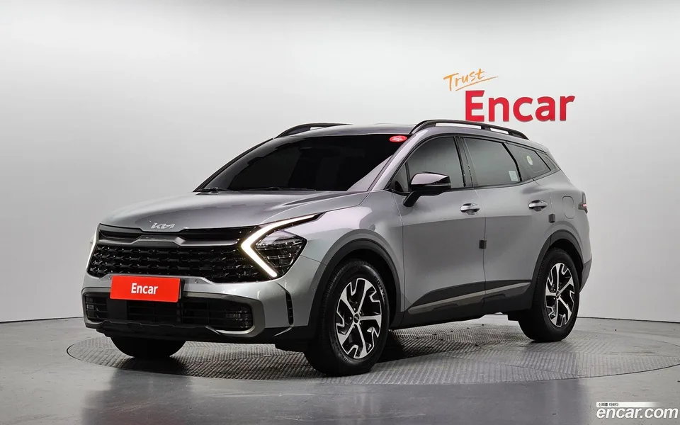 Kia Sportage Hybrid 4WD 2022 — photo 1, buy with delivery to Moscow