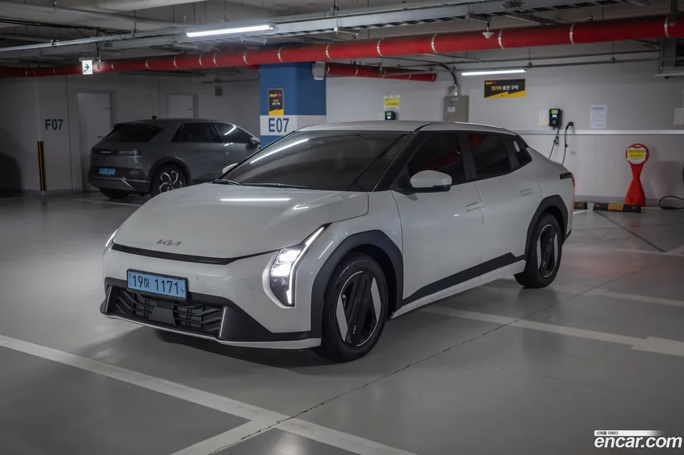 Kia EV4 2026