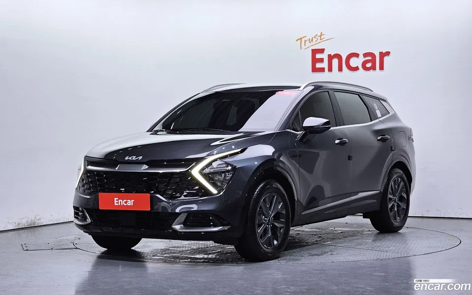Kia Sportage 1.6 2WD 2022 — photo 1, buy with delivery to Moscow