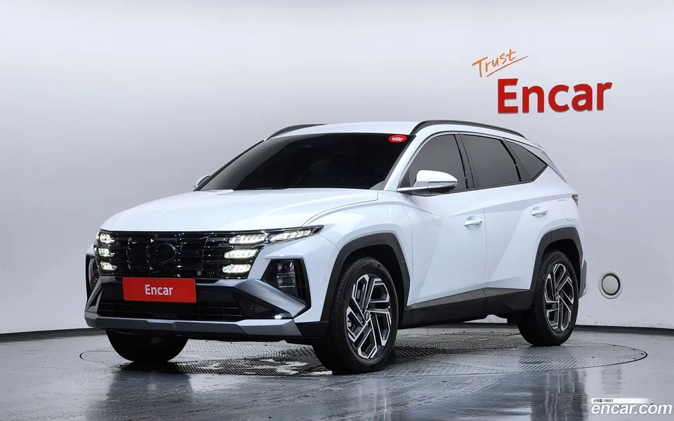 Hyundai Tucson NX4 1.6 2WD 2025 — photo 1, buy with delivery to Moscow