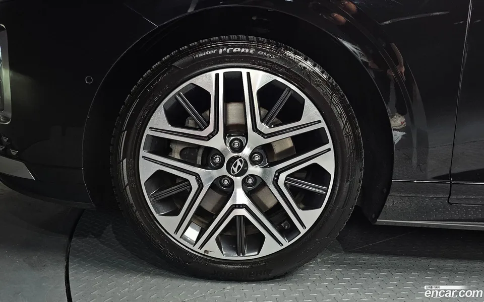 Hyundai Grandeur 3.5 LPG 2WD 2023 — thumbnail 2
