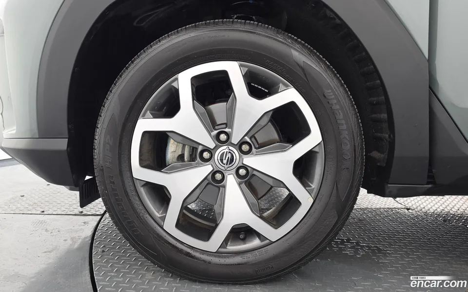 KG Mobility Torres 1.5 2WD 2022 — thumbnail 5