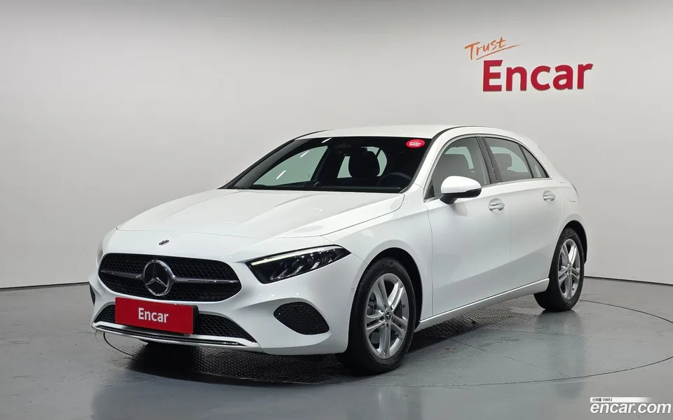 Mercedes-Benz A-Class A220 2025 — photo 1, buy with delivery to Moscow