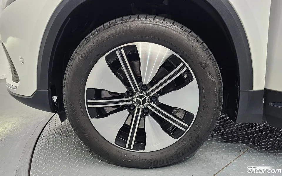 Mercedes-Benz EQA EQA250 2023 — миниатюра 5
