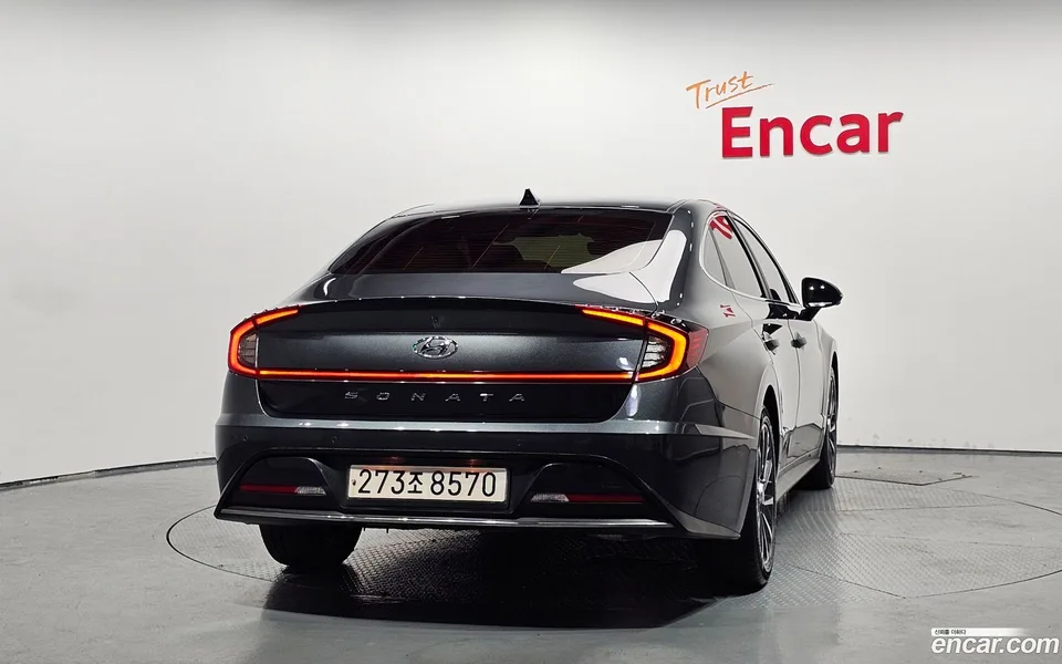 Hyundai Sonata Hybrid 2022 — thumbnail 4