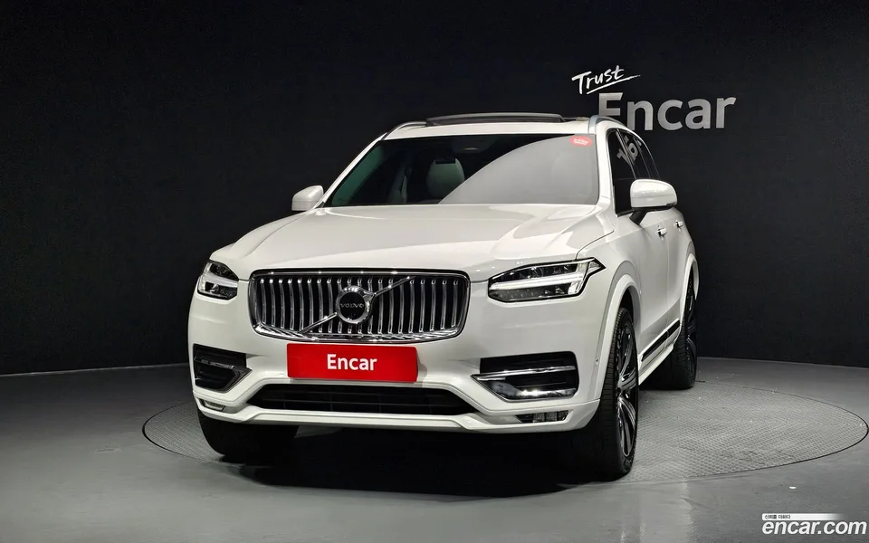 Volvo XC90 B6 2023 — thumbnail 3