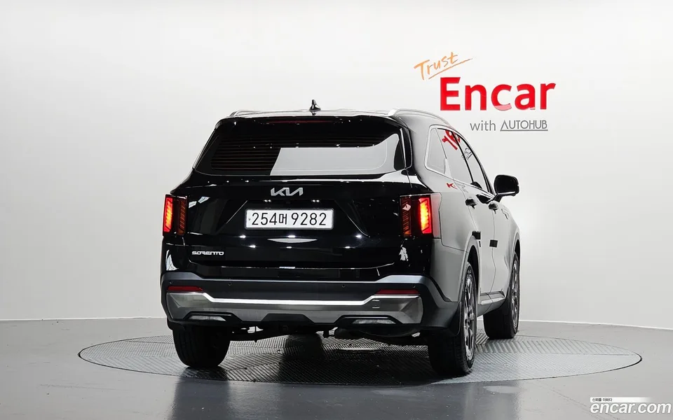 Kia Sorento 2.5T 2WD 2025 — thumbnail 4