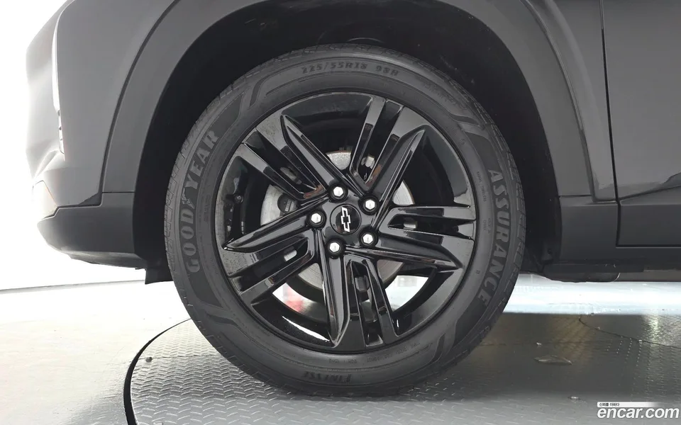 Chevrolet Trax Crossover 1.2 ACTIV 2023 — thumbnail 2
