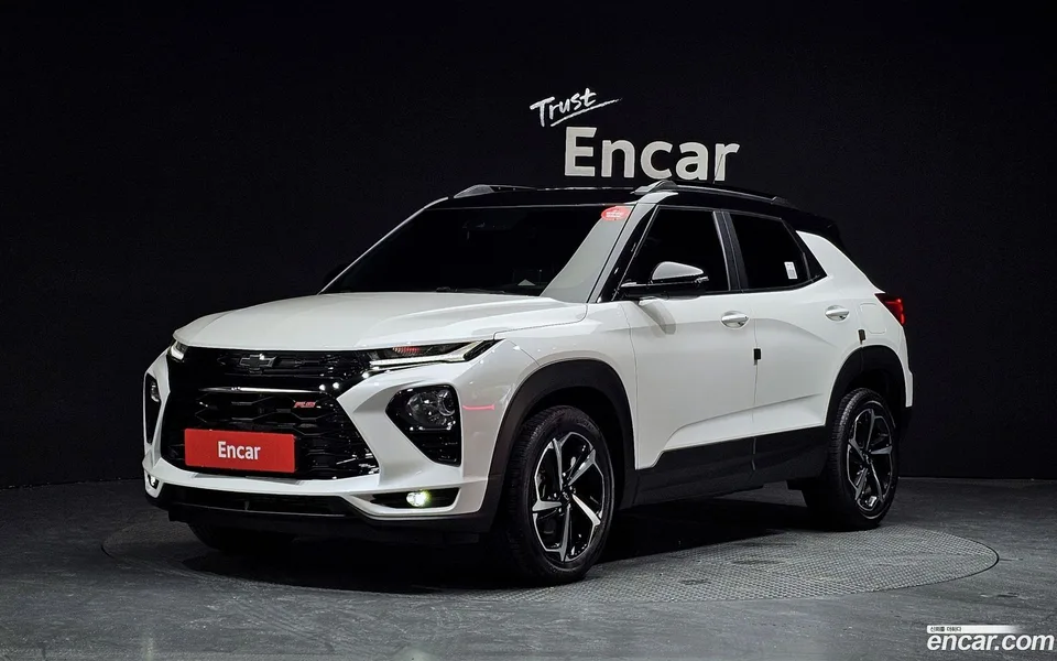 Chevrolet Trailblazer 1.3 2WD 2022 — photo 1, buy with delivery to Moscow