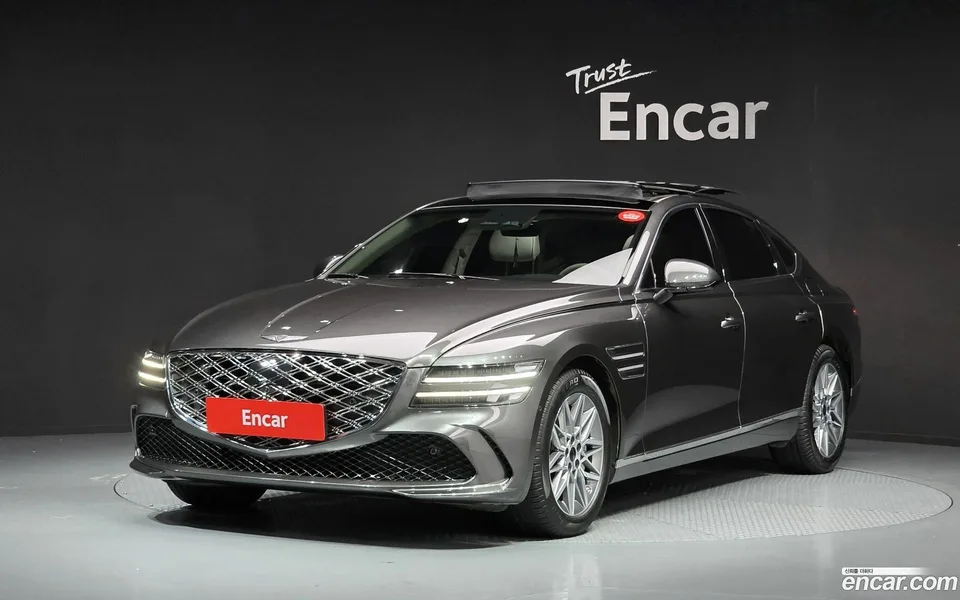 Genesis G80 2.5 2WD 2025 — фото 1, купить с доставкой в Москву