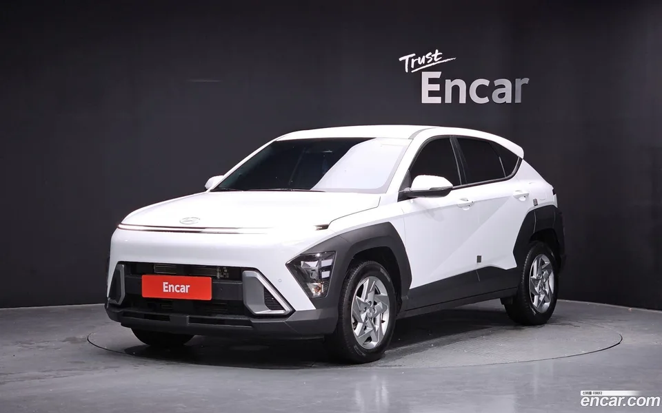 Hyundai Kona 1.6 2WD 2024 — photo 1, buy with delivery to Moscow
