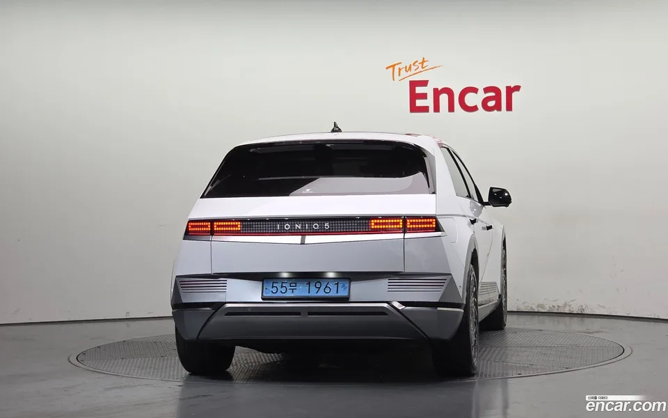 Hyundai Ioniq 5 2024 — thumbnail 4