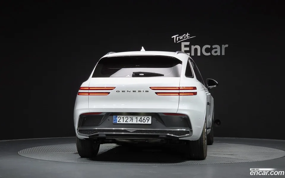 Genesis GV70 2.5T 2WD 2025 — thumbnail 4