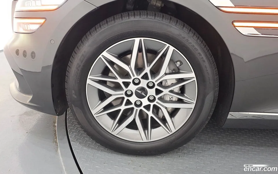 Genesis G80 2.5 AWD 2024 — thumbnail 2