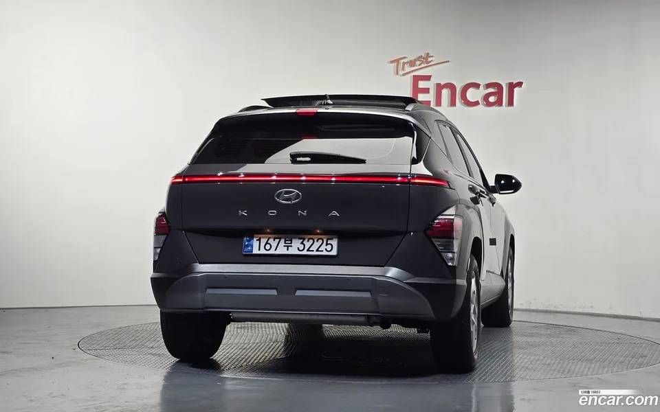 Hyundai Kona 1.6 2WD 2023 — миниатюра 4
