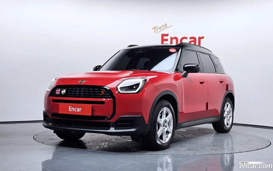 MINI Cooper S Countryman ALL4 2024 — photo 1, buy with delivery to Moscow