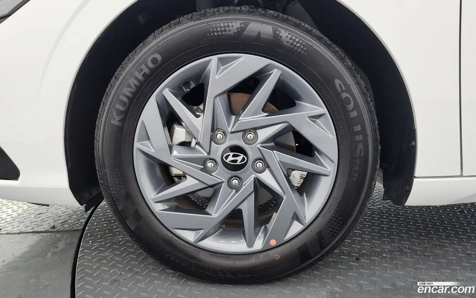 Hyundai Avante CN7 1.6 2025 — thumbnail 5