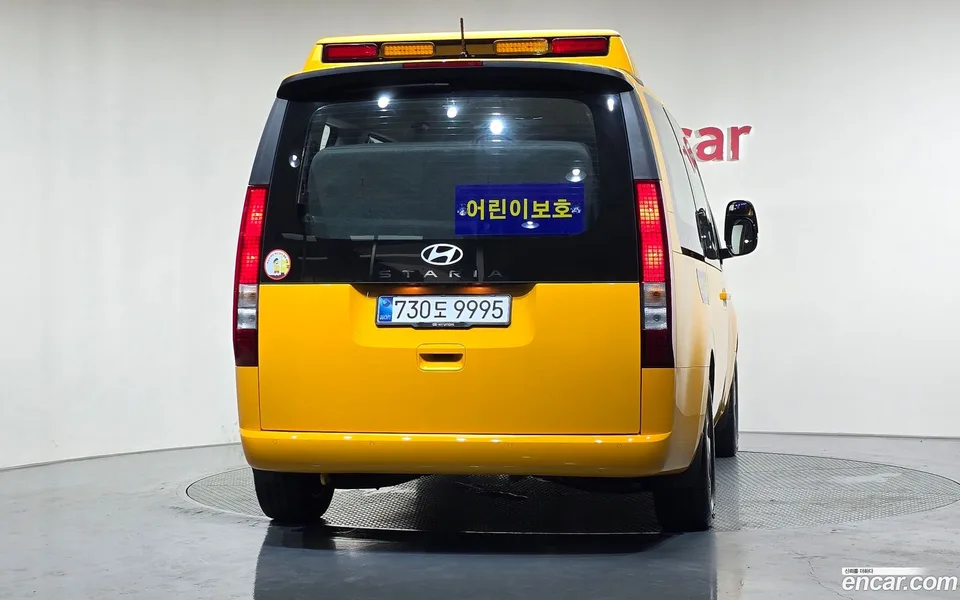 Hyundai Staria L3.5 2025 — thumbnail 4