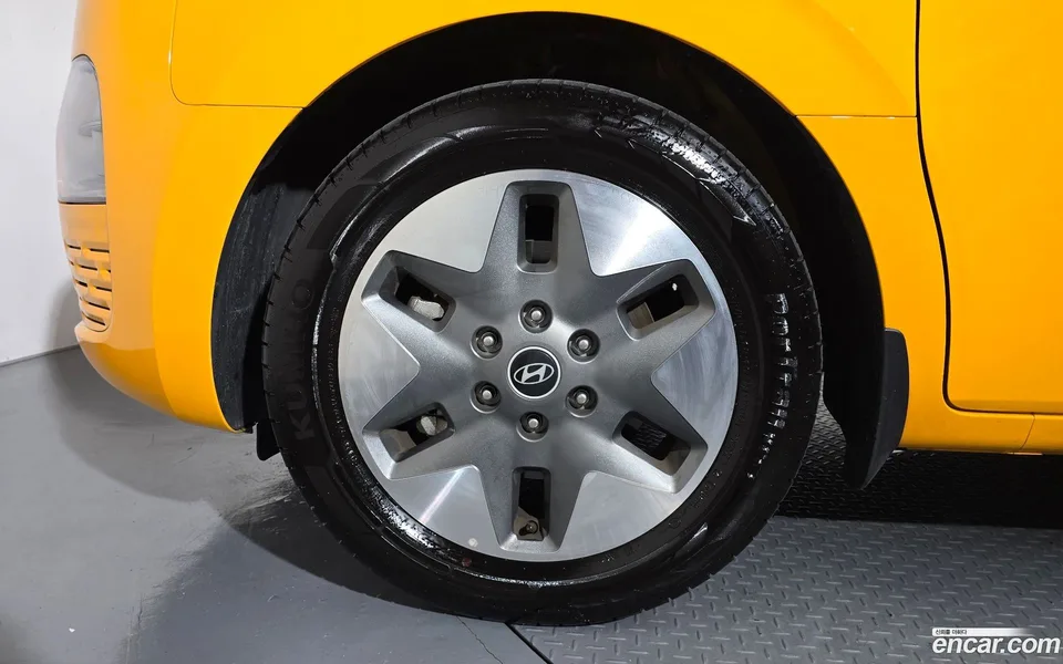 Hyundai Staria L3.5 2025 — thumbnail 5