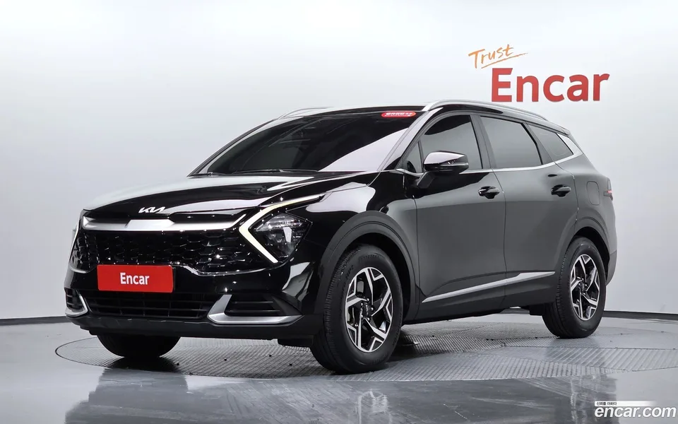 Kia Sportage 1.6 2WD 2022 — photo 1, buy with delivery to Moscow