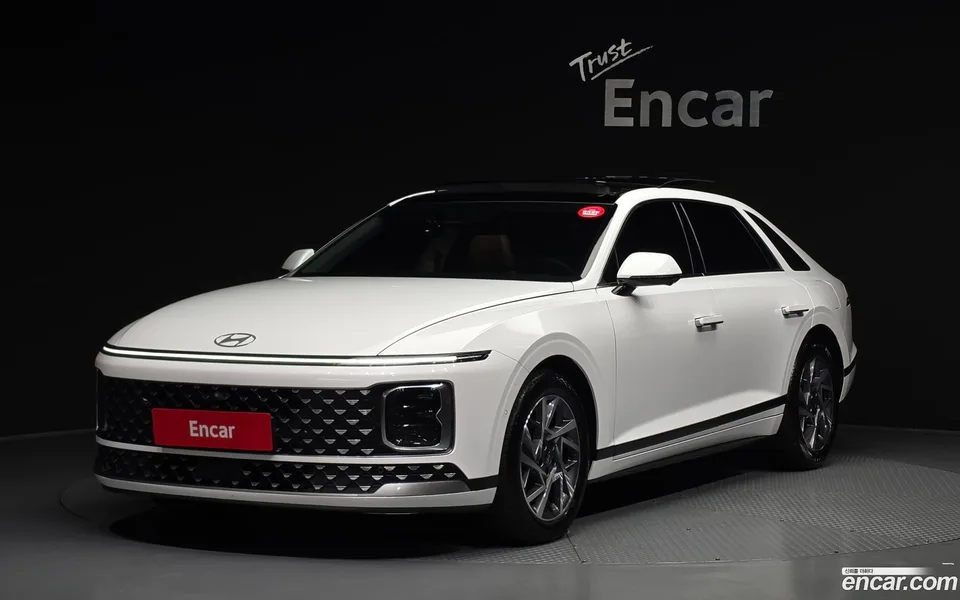Hyundai Grandeur 2.5 2WD 2024 — photo 1, buy with delivery to Moscow