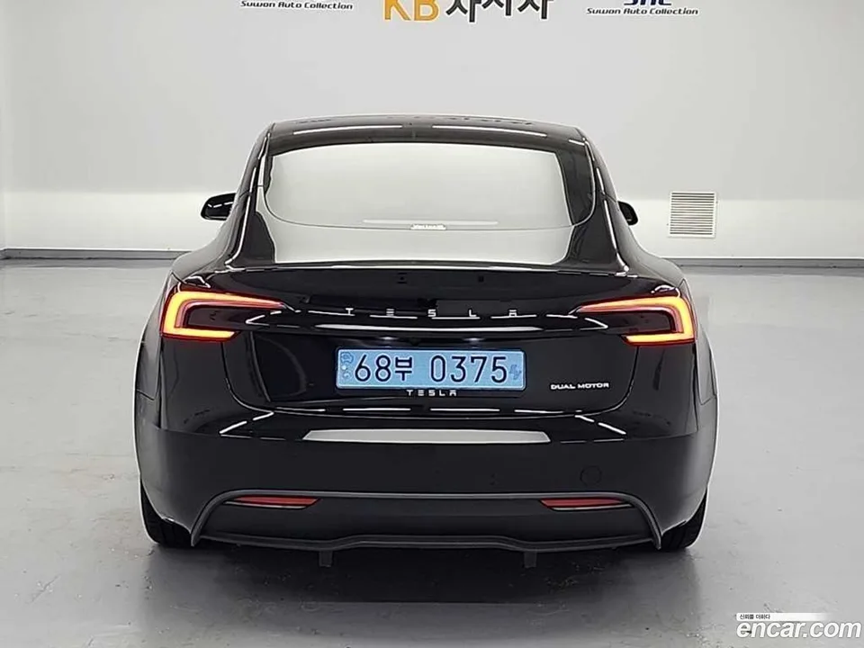 Tesla Model 3 AWD 2024 — thumbnail 3