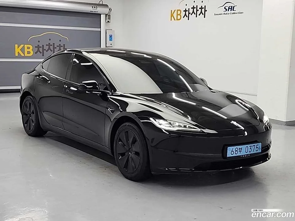 Tesla Model 3 AWD 2024 — thumbnail 4