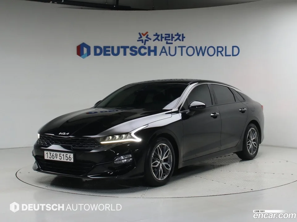Kia K5 2.0 2022 — photo 1, buy with delivery to Moscow