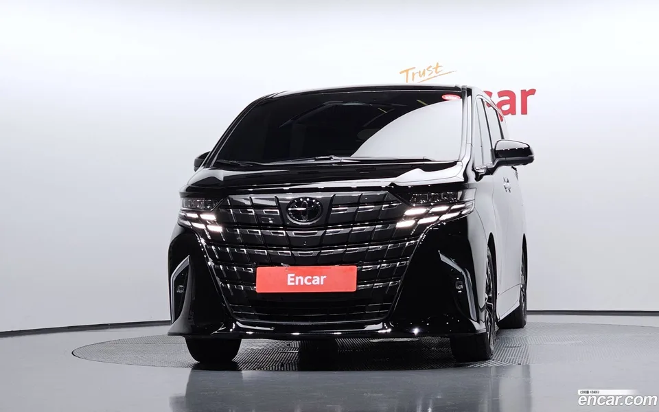 Toyota Alphard 2.5 HEV AWD 2024 — thumbnail 3