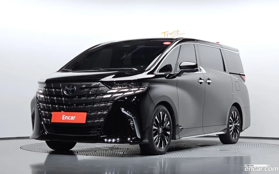 Toyota Alphard 2.5 HEV AWD 2024 — фото 1, купить с доставкой в Москву