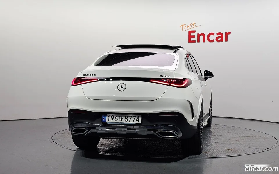 Mercedes-Benz GLC-Class GLC300 4MATIC 2024 — thumbnail 4