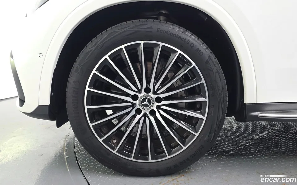 Mercedes-Benz GLC-Class GLC300 4MATIC 2024 — thumbnail 5