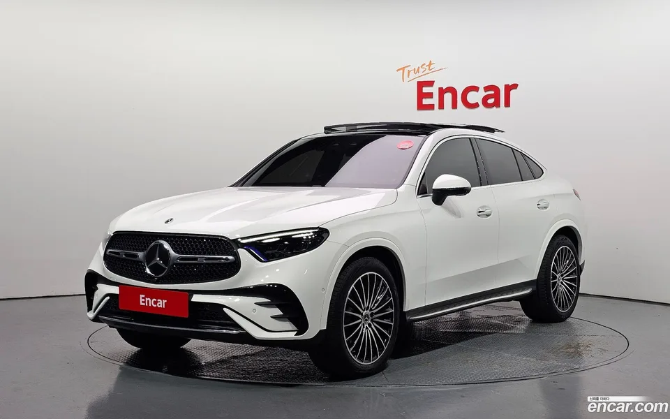 Mercedes-Benz GLC-Class GLC300 4MATIC 2024 — фото 1, купить с доставкой в Москву