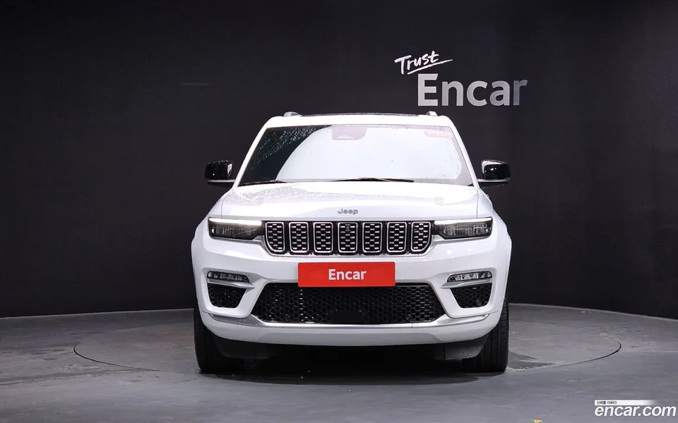 Jeep Grand Cherokee 4xe 2023 — thumbnail 3
