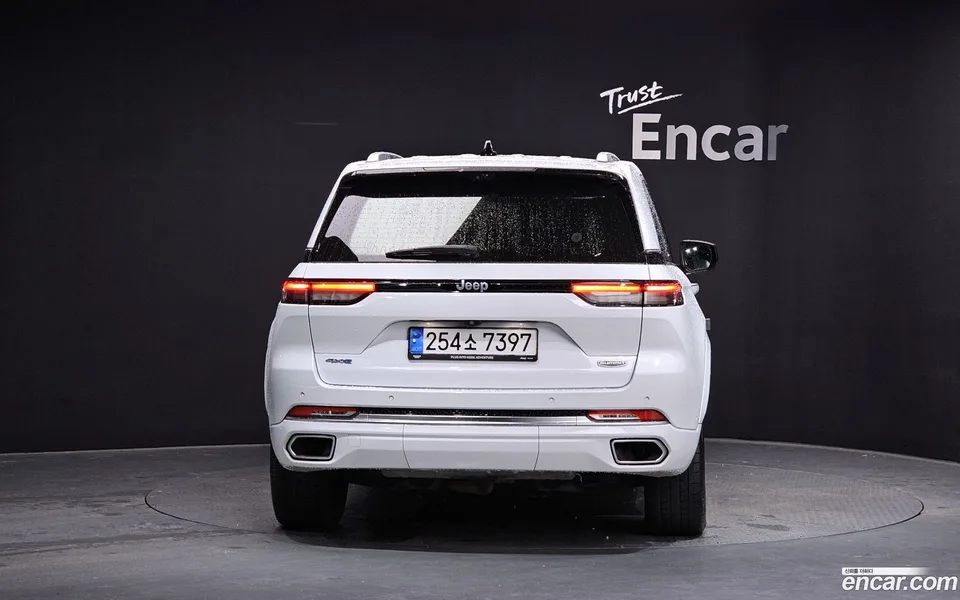 Jeep Grand Cherokee 4xe 2023 — thumbnail 4