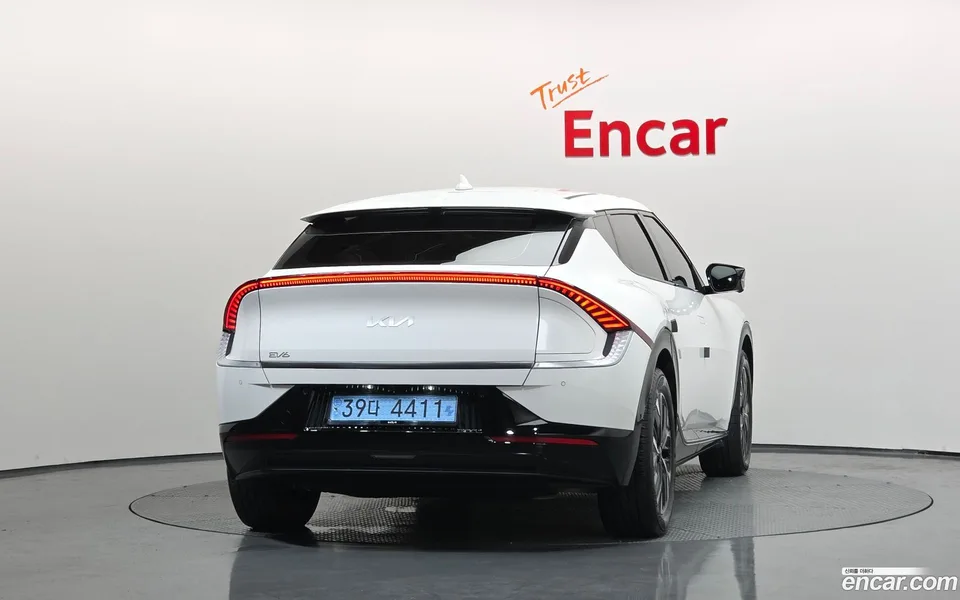Kia EV6 4WD 2024 — thumbnail 4