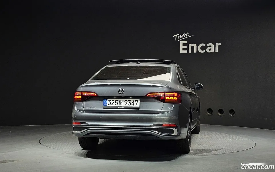 Volkswagen Jetta 1.5 TSI 2023 — миниатюра 4