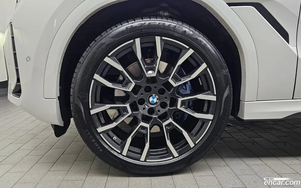 BMW X6 xDrive30d M 2025 — миниатюра 5
