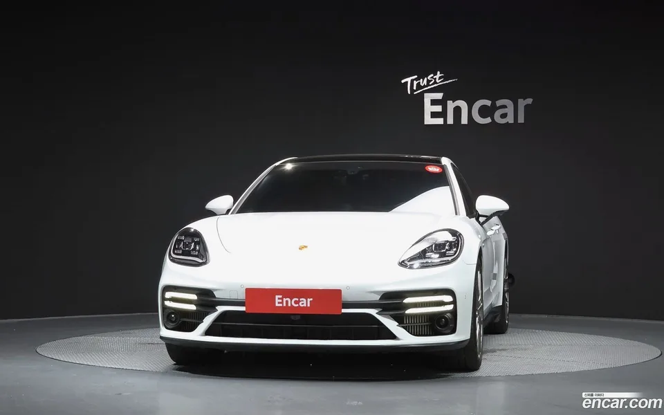 Porsche Panamera (971) 2.9 AWD E- 2023 — thumbnail 3