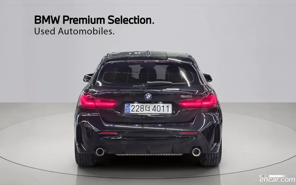 BMW 1 Series 120i M 2024 — thumbnail 4
