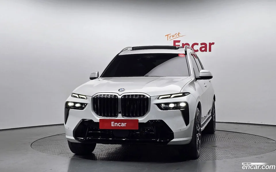 BMW X7 xDrive 40i M 6 2024 — thumbnail 3