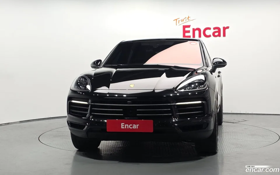 Porsche Cayenne 3.0 2023 — thumbnail 3