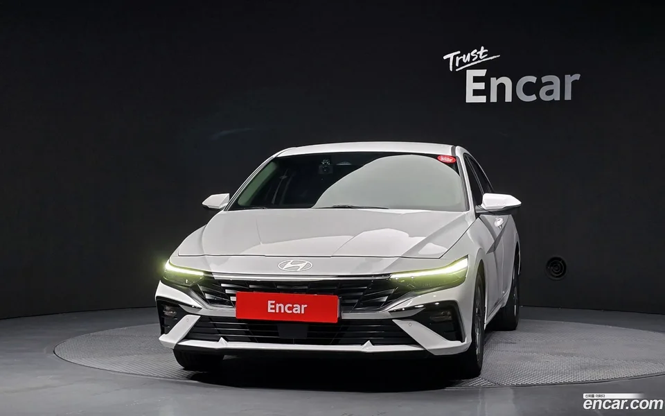 Hyundai Avante CN7 1.6 2024 — thumbnail 3