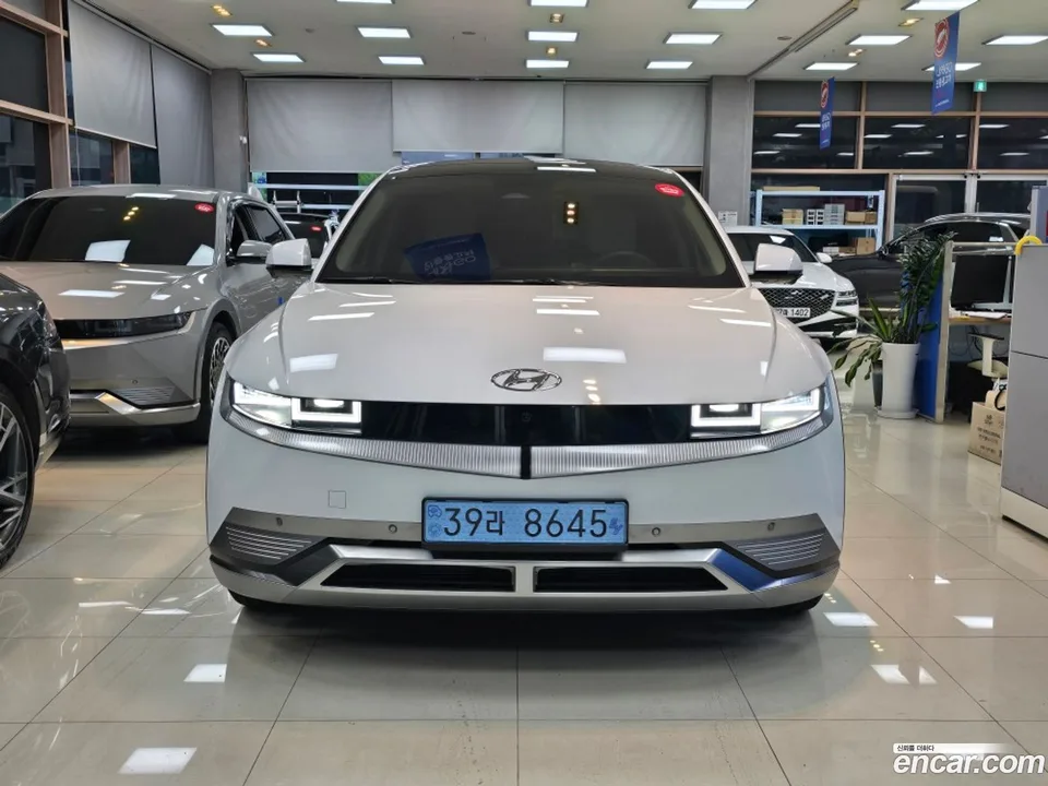 Hyundai Ioniq 5 AWD 2024 — thumbnail 2
